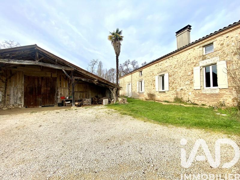 Maison - 271 m² - 6 pièces