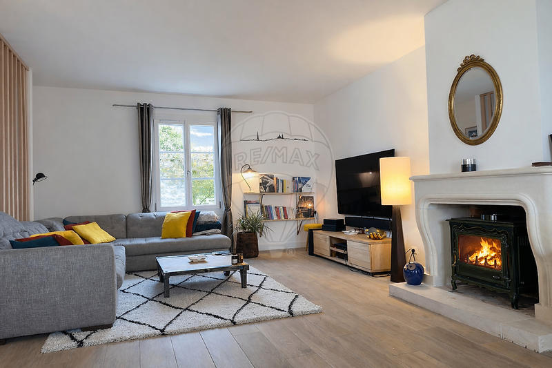 Maison - 140 m² - 7 pièces