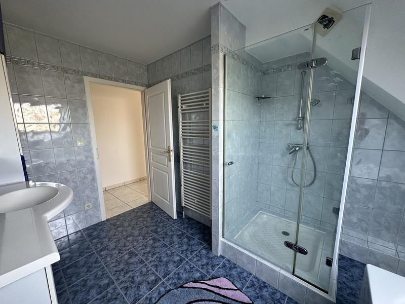 Appartement - 96 m² - 4 pièces