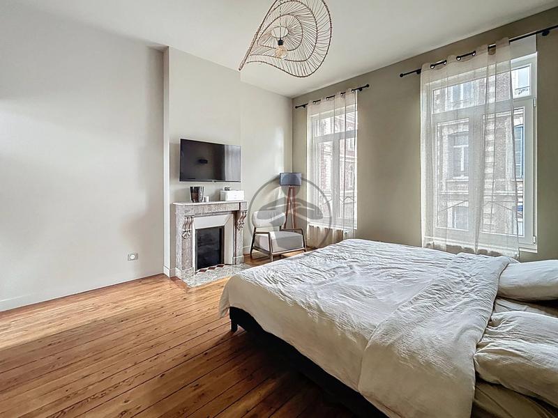 Maison - 185 m² - 7 pièces