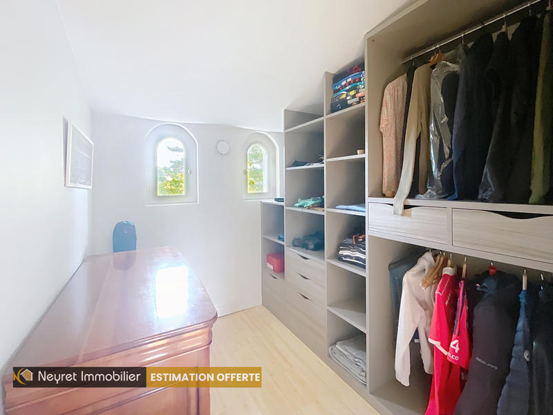 Maison - 175 m² - 7 pièces