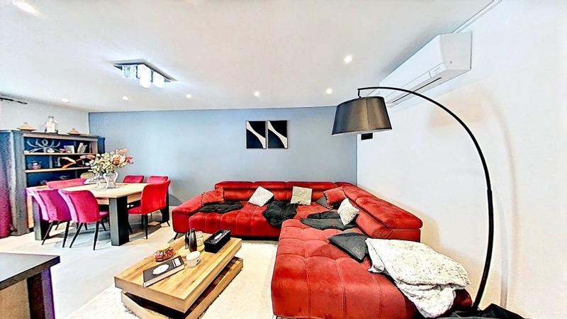 Appartement - 96 m² - 5 pièces