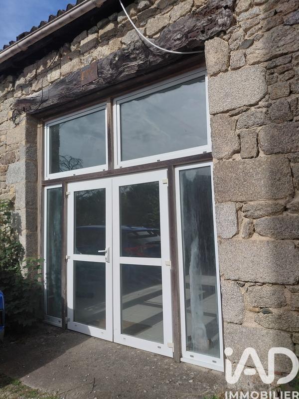 Maison de village - 376 m² - 10 pièces