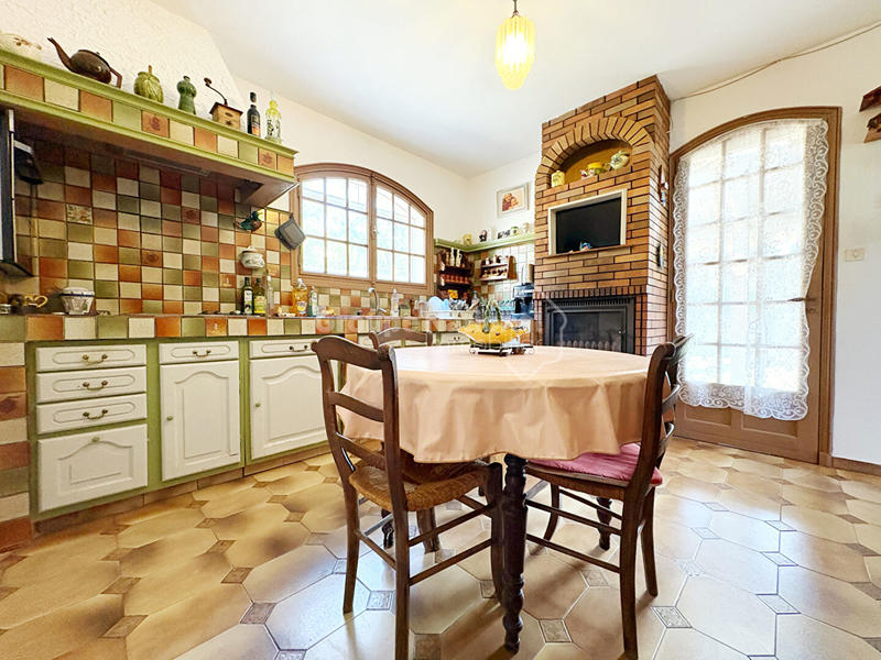 Maison - 160 m² - 7 pièces