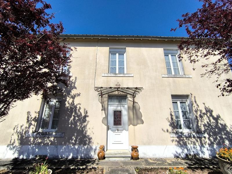 Maison - 163 m² - 6 pièces