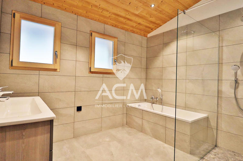 Appartement - 109 m² - 4 pièces