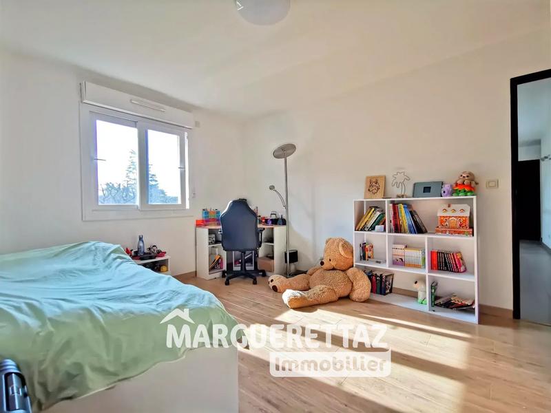 Villa - 352 m² - 10 pièces