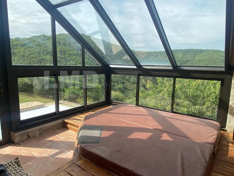 Maison en pierre - 288 m² - 10 pièces