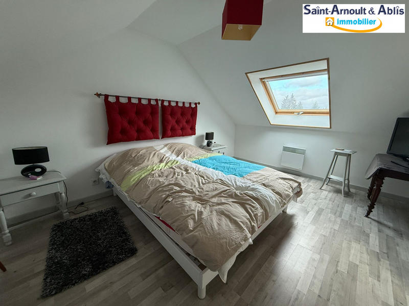 Maison - 95 m² - 5 pièces