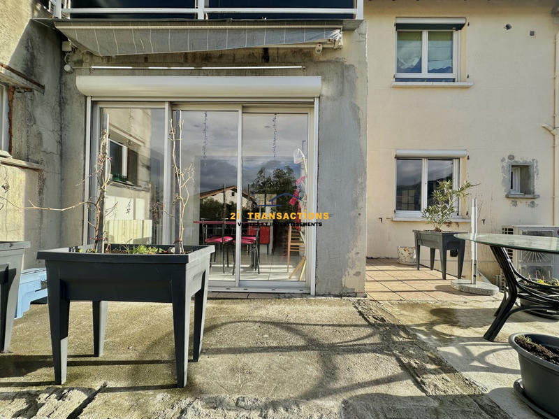 Maison traditionnelle - 169 m² - 6 pièces