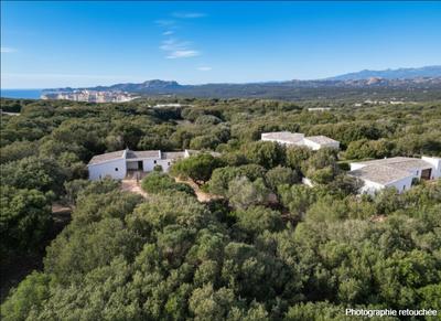 Propriété - 304 m² - 12 pièces