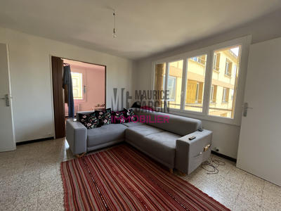 Appartement - 65 m² - 4 pièces