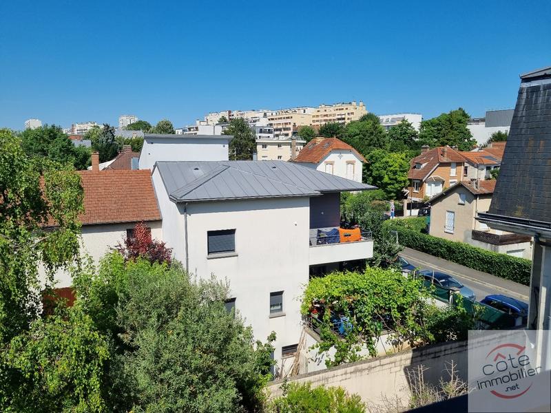 Appartement - 157 m² - 7 pièces