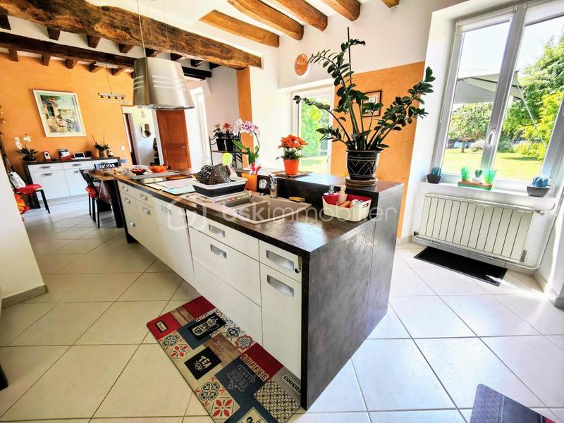 Corps de ferme - 296 m² - 15 pièces