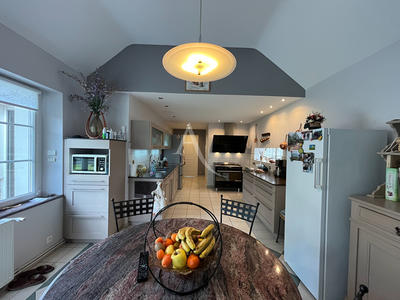 Maison - 162 m² - 5 pièces