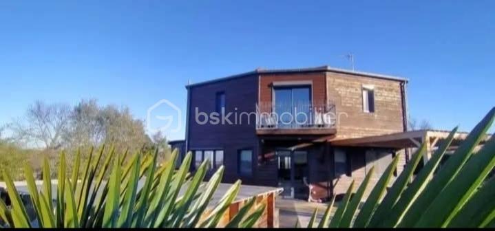 Maison - 123 m² - 6 pièces