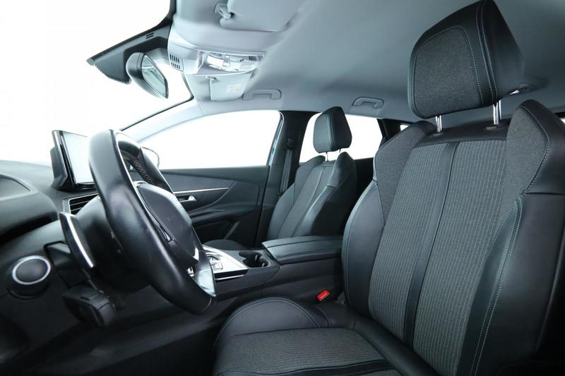Peugeot 3008 1.5 Blue-HDi Allure Pack Eat8 130 ch