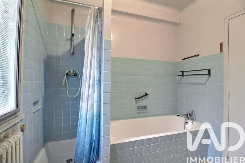 Maison - 162 m² - 11 pièces