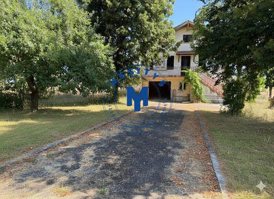 Maison - 122 m² - 5 pièces