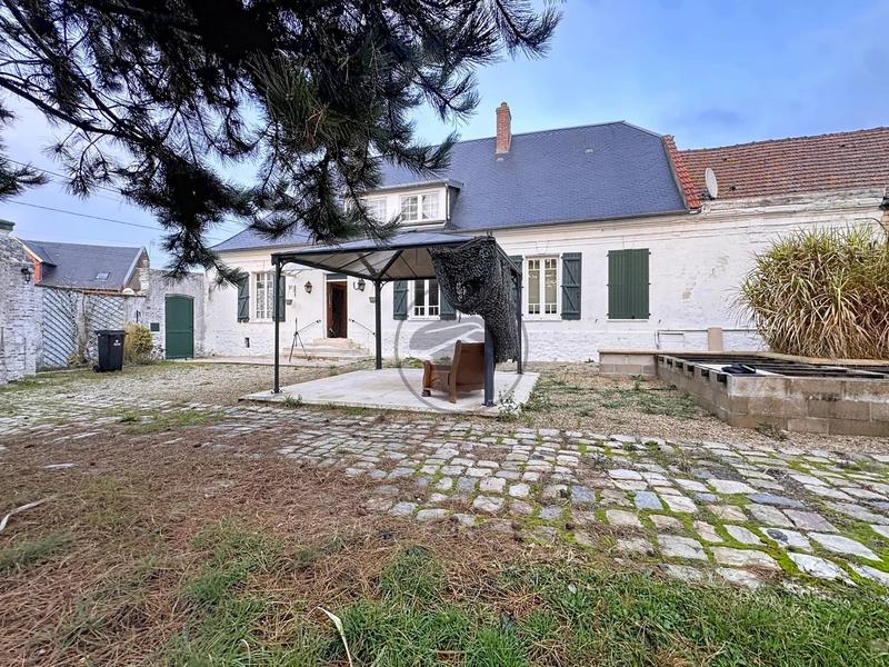 Maison - 170 m² - 5 pièces