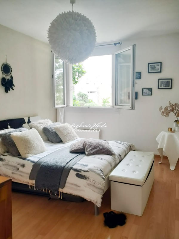 Appartement - 93 m² - 4 pièces