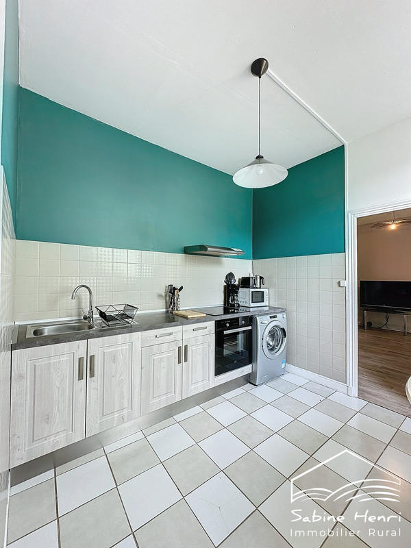 Maison - 750 m² - 22 pièces