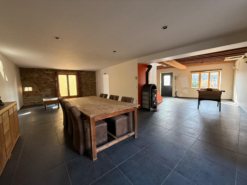 Maison - 207 m² - 6 pièces