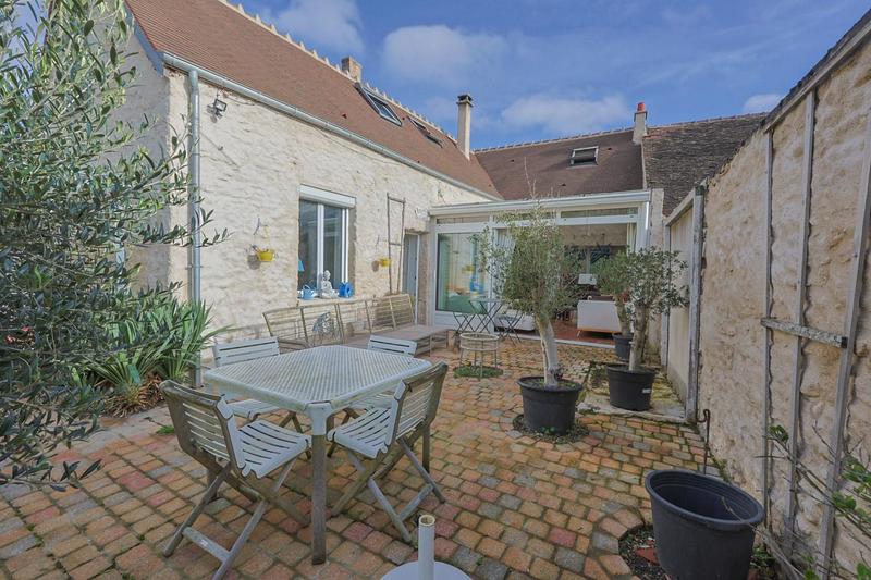 Maison - 120 m² - 6 pièces