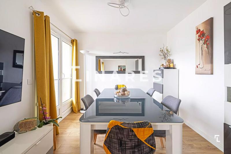 Appartement - 67 m² - 4 pièces