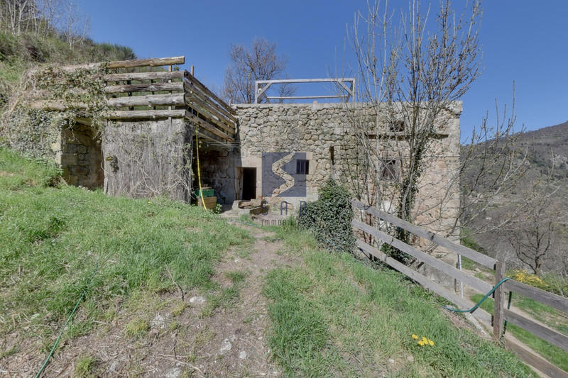 Maison - 67 m² - 4 pièces