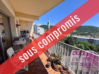 Appartement - 76 m² - 3 pièces