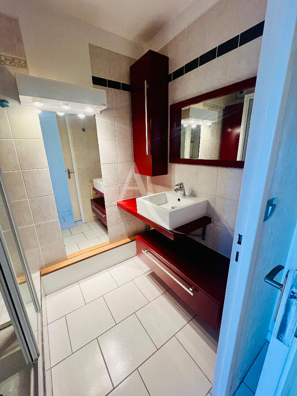 Appartement - 86 m² - 4 pièces