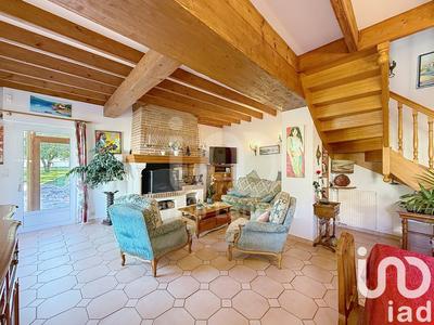 Maison - 255 m² - 10 pièces