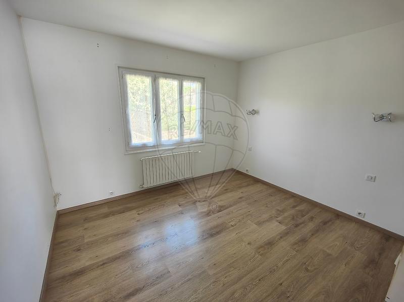 Maison - 180 m² - 7 pièces