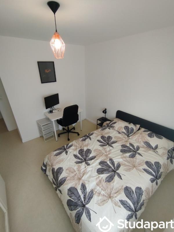 Chambre - 12 m² - 1 pièce