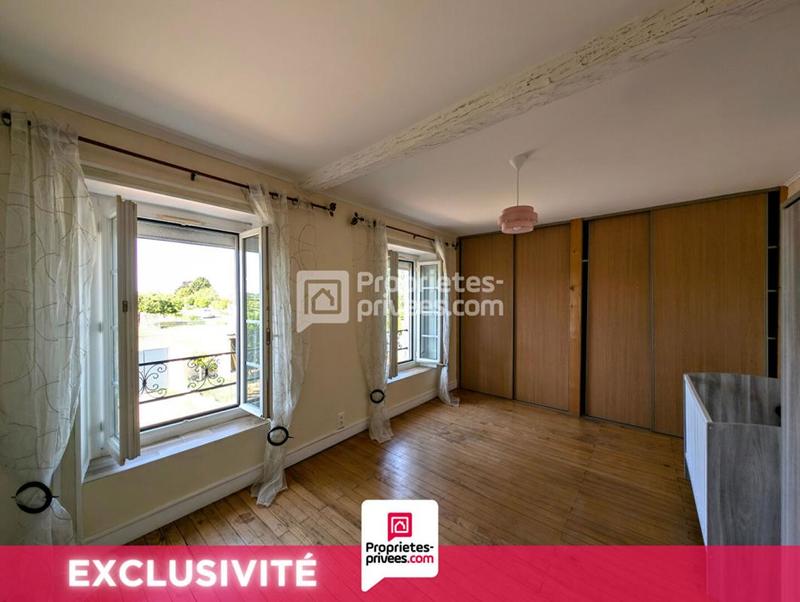 Maison - 222 m² - 9 pièces