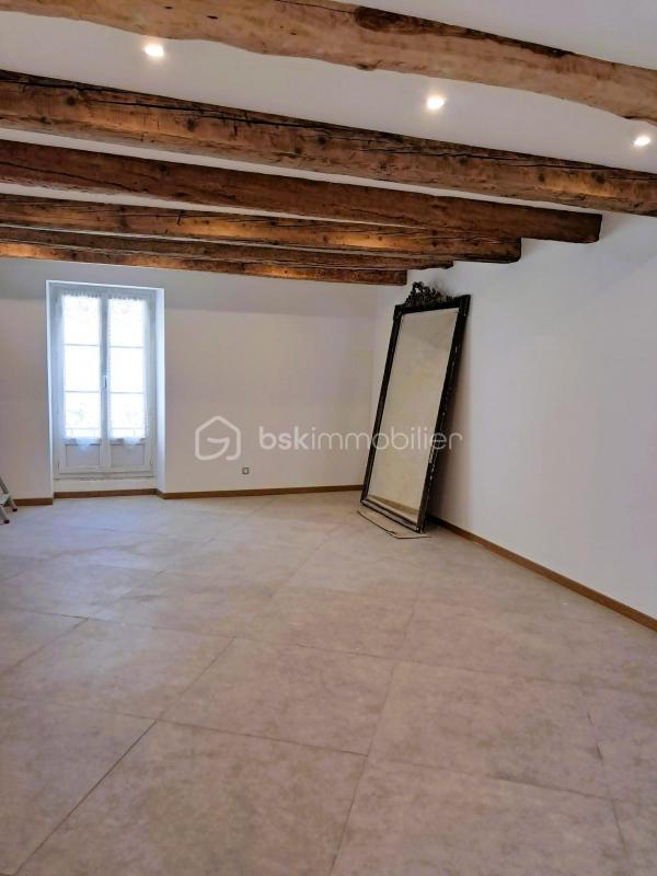 Maison ancienne - 180 m² - 11 pièces