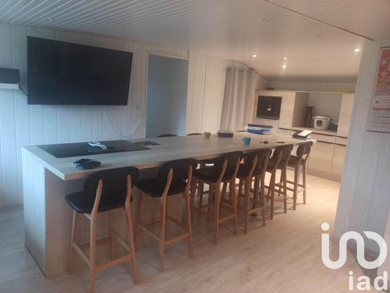 Maison - 186 m² - 5 pièces