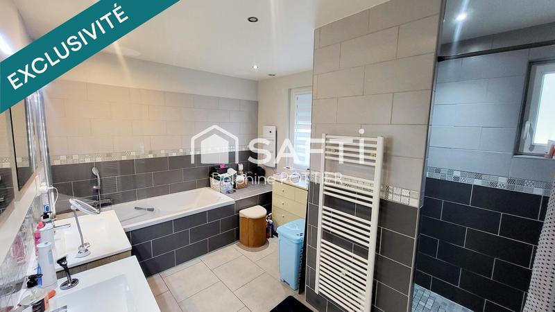 Maison - 87 m² - 5 pièces