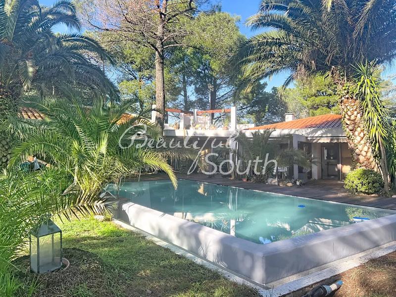 Villa - 202 m² - 5 pièces