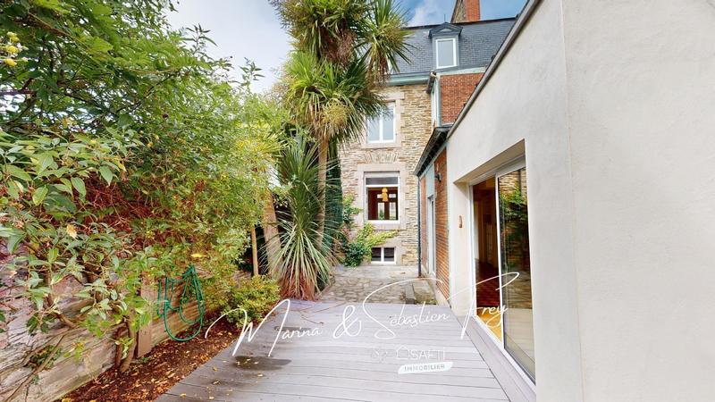 Maison de maîtres - 182 m² - 6 pièces