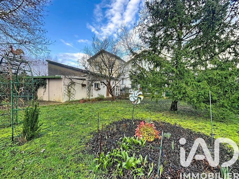 Maison - 188 m² - 8 pièces