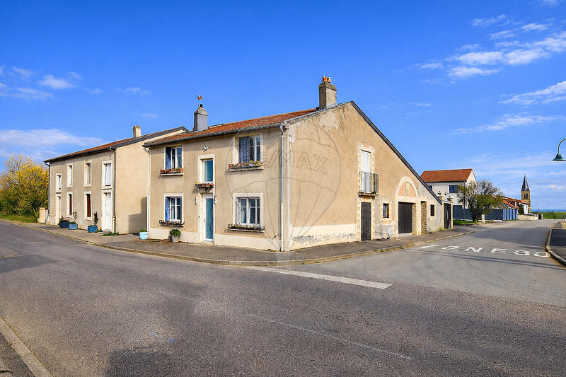 Maison - 121 m² - 5 pièces