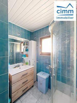 Maison - 95 m² - 5 pièces