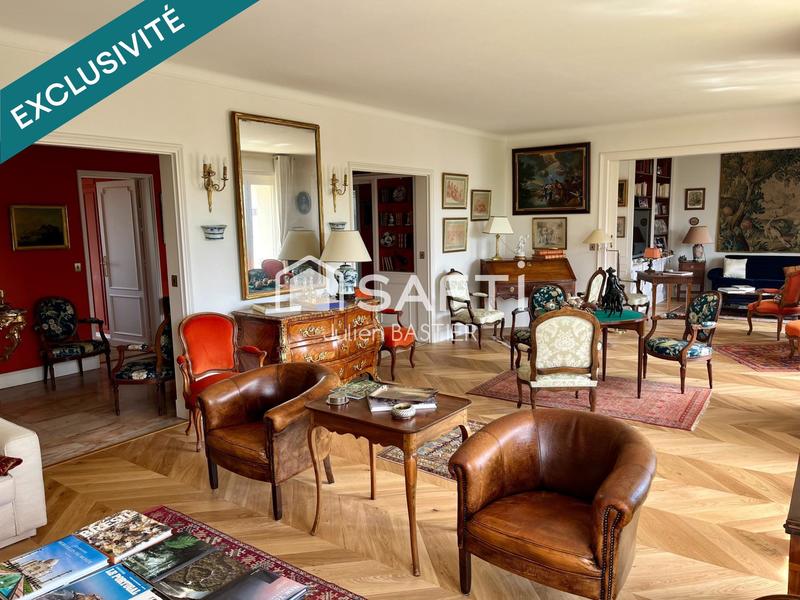 Appartement - 177 m² - 6 pièces