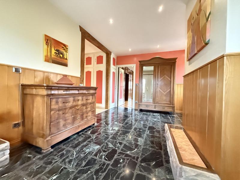 Maison - 167 m² - 6 pièces