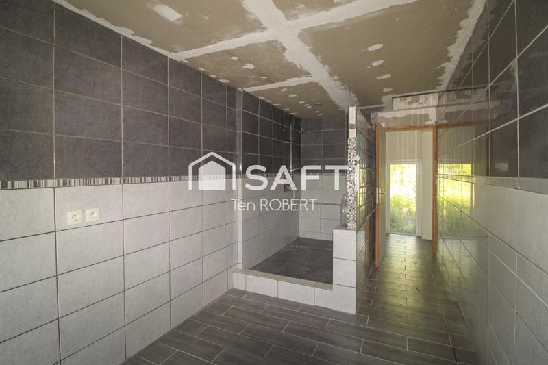 Maison - 240 m² - 7 pièces