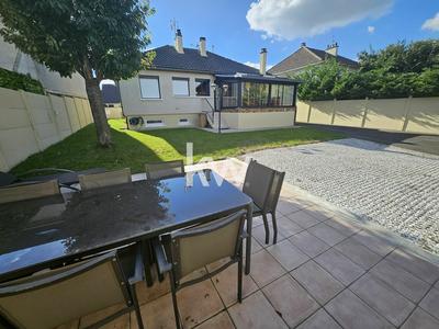 Entrepôt - 89 m² - 4 pièces