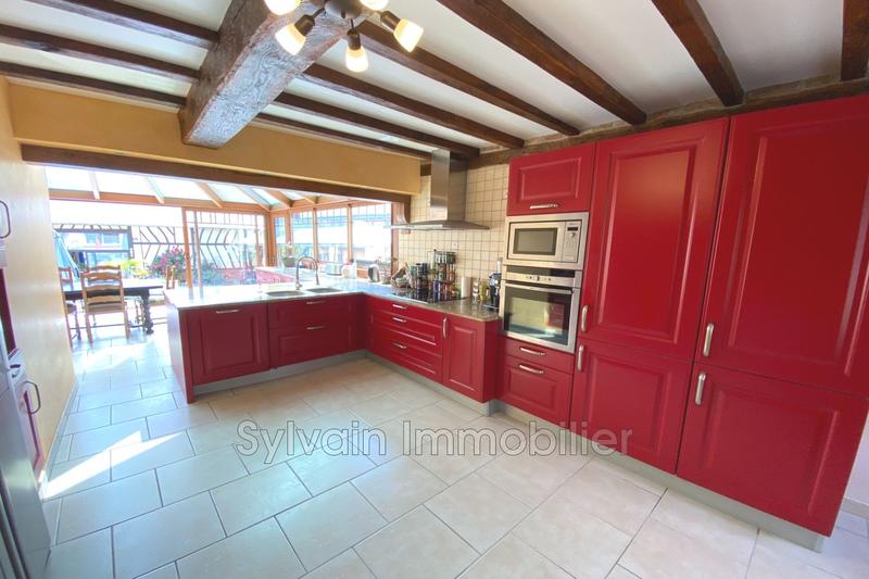 Propriété - 425 m² - 15 pièces