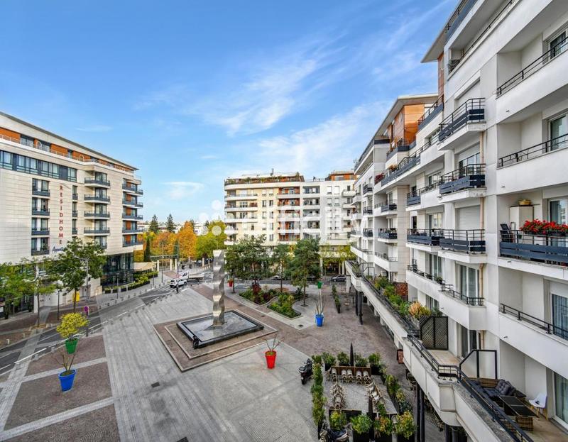 Appartement - 96 m² - 4 pièces